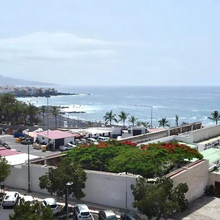 With Ocean Views In Playa Jardin, Puerto De La Cruz *